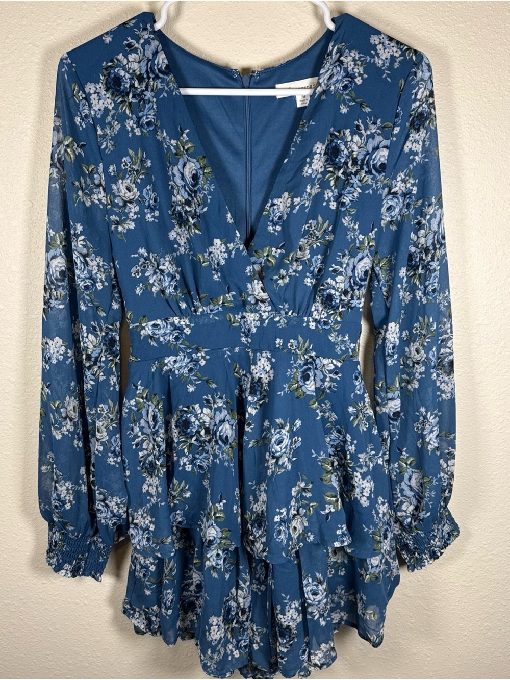 Francesca’s Blue Floral Long Sleeve Romper Ruffles Fall Transitional M Boho